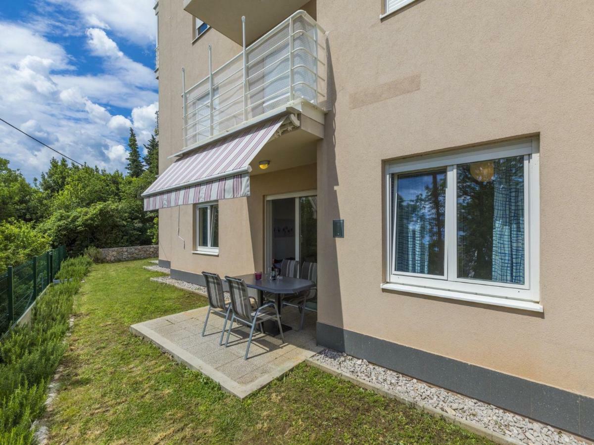 Apartments Mb Crikvenica Exterior foto