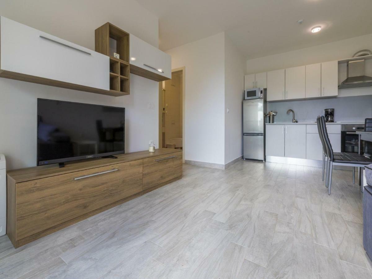Apartments Mb Crikvenica Exterior foto